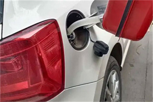 卢龙24小时救援车收费标准